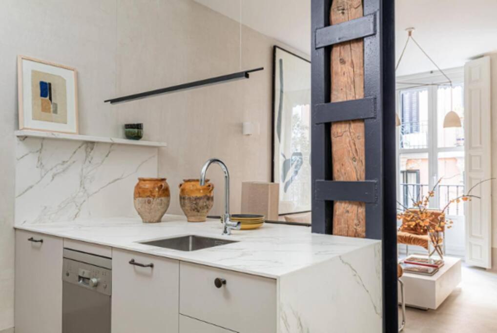 Apartamento Exclusivo En Neptuno Apartment Madrid Bagian luar foto